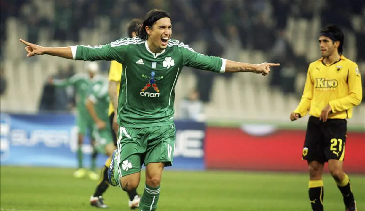 Liverpool mendatangkan Sebastian Leto tahun 2007 dan telah tampil dalam 4 pertandingan kompetitif, termasuk di Liga Champions. Namun, izin dari Uni Eropa tidak pernah diratifikasi oleh Premier League sehingga tidak bisa tampil di liga. (www.squawka.com)