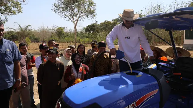 Bupati Kabupaten Konawe Selatan Surunuddin Dangga