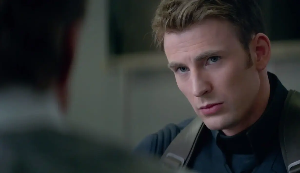 Melihat cuitan tersebut, Chris pun menguatkan Keaton. Tak sampai sana, ia mengundang Keaton dan ibunya untuk hadir di premier Avengers tahun depan di Los Angeles. (WTFGamersOnly)