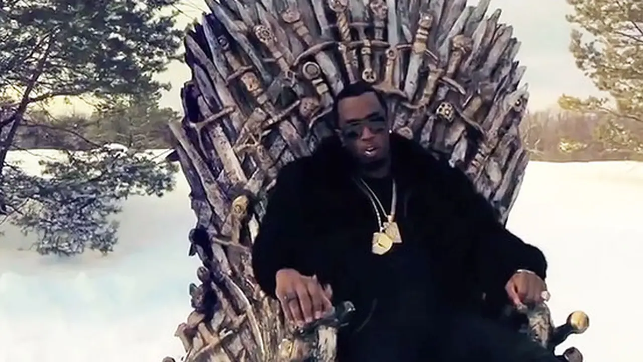 Puff Daddy Bawa Kursi Kebesaran Games of Thrones di Videoklip