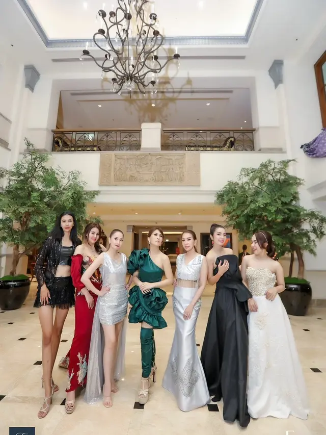 Ratu Cindy Dharma dan komunitasnya