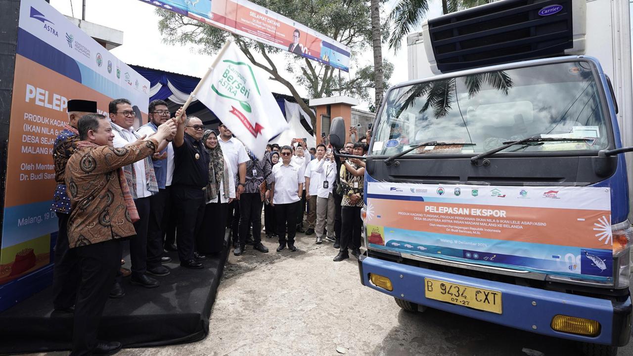 Mendag Budi Santoso Lepas Ekspor Kacang & Produk Perikanan Perdana ke Belanda Senilai Rp2,5 M