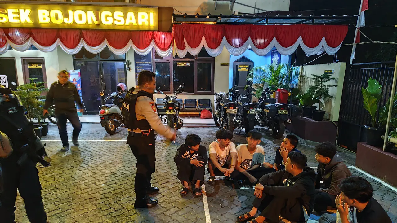 ilustrasi tawuran pelajar