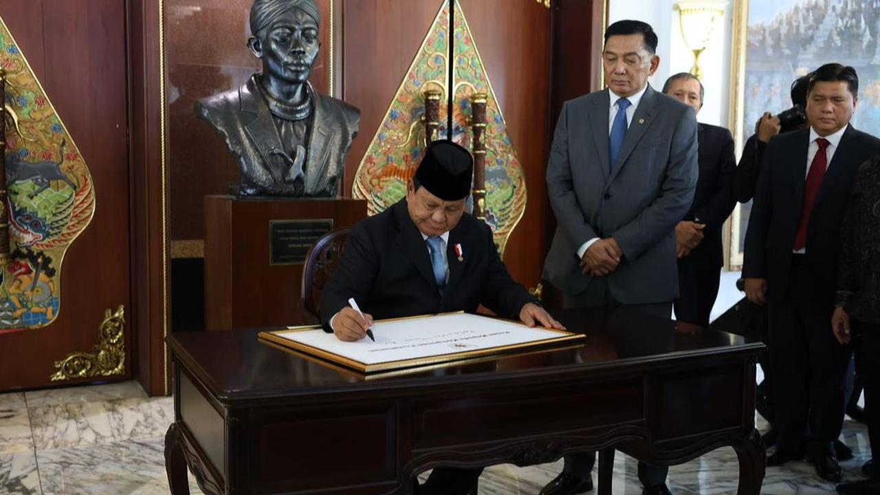 Tongkat Estafet Diserahkan ke Sjafrie Sjamsoeddin, Prabowo Subianto Titip Pesan Penting ke Sahabat Semasa di Akmil