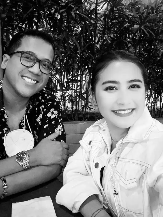 7 Potret Kebersamaan Prilly Latuconsina dan Musisi Andi Rianto yang Rilis Lagu Baru