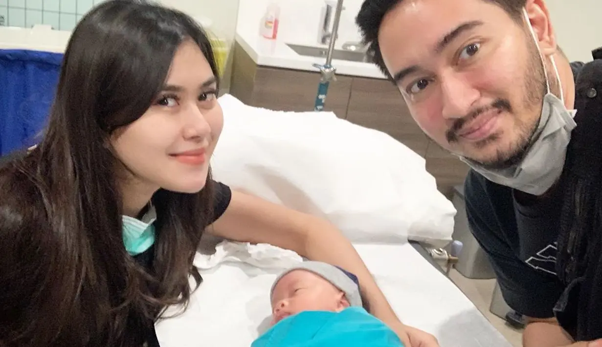 Syahnaz Sadiqah dan Ritchie Ismail (Instagram/ritchieismail)