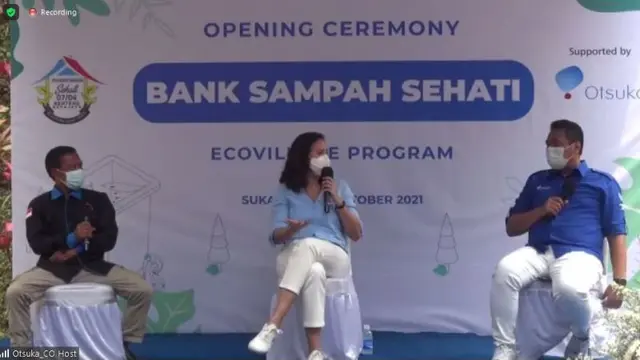 Otsuka Dirikan Bank Sampah di Sukabumi