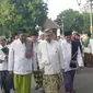 Sultan Keraton Kasepuhan PRA Arief Natadiningrat mengatakan pelaksanaan Salat Id di Keraton Kasepuhan Cirebon 2 kali. Foto (Liputan6.com / Panji Prayitno)