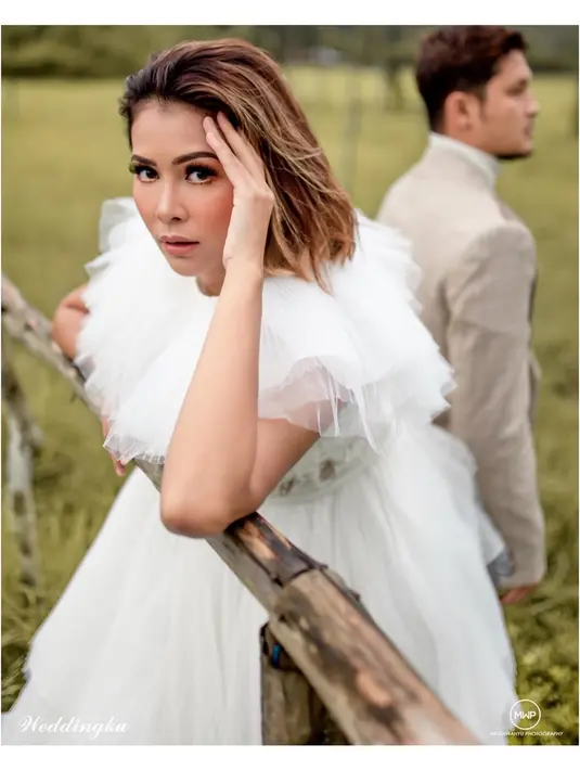 Bunga Jelita dan Syamsir Alam. (Instagram/mozawahyu)