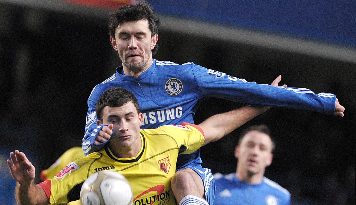 Yuri Zhirkov. Bek kiri berusia 38 tahun yang baru bergabung Januari 2022 dengan FK Khimki di Divisi Utama Liga Rusia ini pernah memperkuat Chelsea di Liga Inggris. Total 2 musim mulai 2009/2010 hingga 2010/2011 ia tampil dalam 29 laga di Liga Inggris dengan torehan 7 assist. (AFP/Carl De Souza)