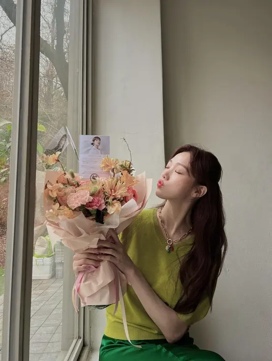 <p>Lee Sung Kyung berperan sebagai Cha Eun Jae. Seorang dokter yang cerdas dan percaya diri. (Foto: Instagram/ heybiblee)</p>