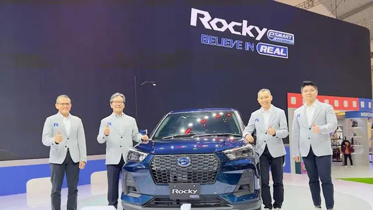 Daihatsu Dapat Ratusan SPK di GIIAS 2025, Rocky Hybrid Primadona