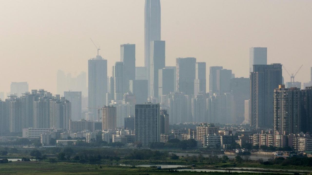 Ilustrasi kota Shenzhen (AFP/Anthony Wallace)