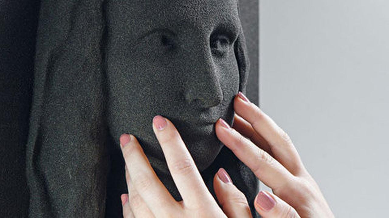 Kini kecantikan Monalisa bisa dinikmati oleh kaum tuna netra