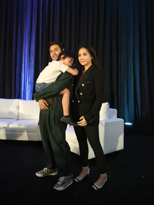 Raffi Ahmad dan Nagita Slavina (Adrian Putra/Fimela.com)