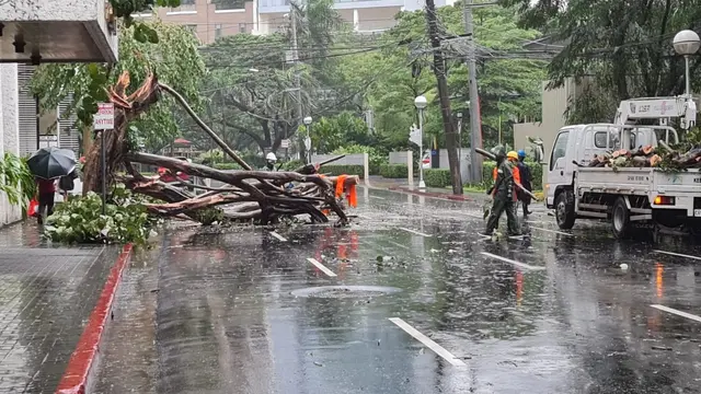 Topan Ulysses yang menerjang Manila.