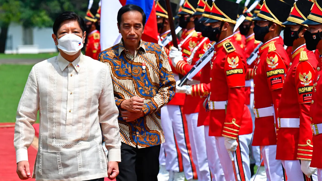 Jokowi Sambut Hangat Presiden Filipina Ferdinand Marcos Jr di Istana Bogor
