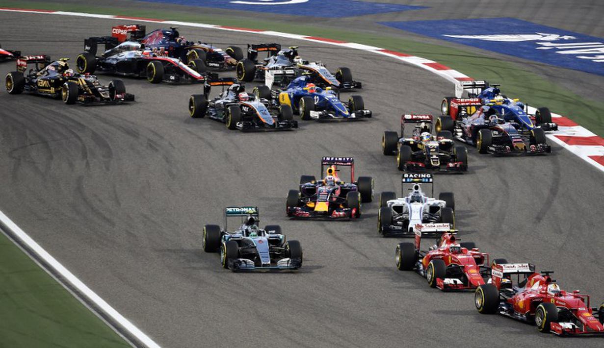 Jalannya balapan F1 di Sirkuit Internasional Sakhir, Bahrain. (photo by AFP/MARWAN NAAMANI)