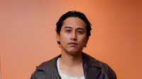 6 Fakta Roy Sungkono Bintangi Serial Rekaman Terlarang Bareng Maxime Bouttier, Jadi Anak Ketua Parpol
