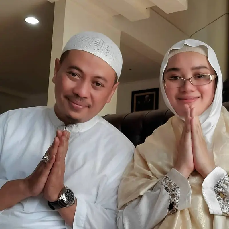 Makin Buncit, Ini 6 Kebersamaan Opick dan Bibi Silvana Jelang Kelahiran