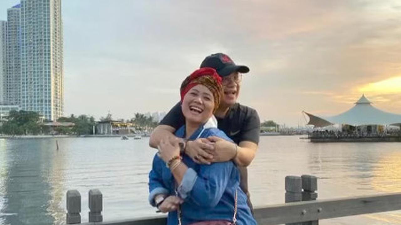 Luluk Nur Hamidah dan sang suami, Alfitra Salamm