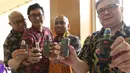 Pengguna vape menghadiri acara pemberian izin perdana berupa NPPBKC, Jakarta, Rabu (18/7). Di dalam aturan yang berlaku 1 Juli 2018, liquid vape yang merupakan hasil pengolahan tembakau lainnya (HPTL) dikenakan tarif cukai 57%. (Liputan6.com/Angga Yuniar)