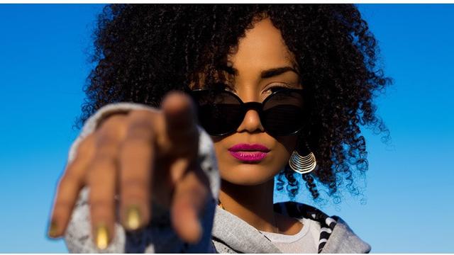 Terlihat Sombong, 4 Zodiak Ini Suka Pamer untuk Cari Perhatian