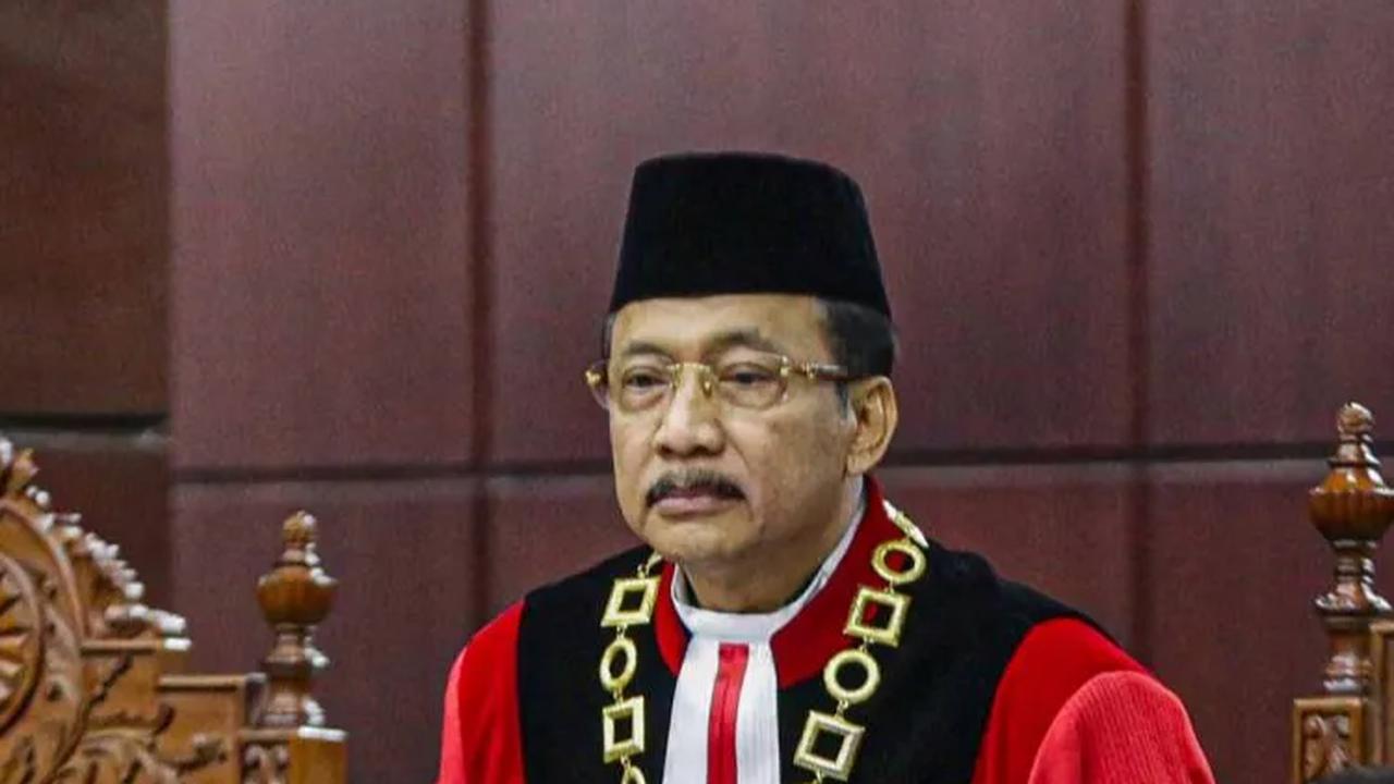 Gebrakan Hakim Suhartoyo usai Jabat Ketua MK: Mempermanenkan MKMK