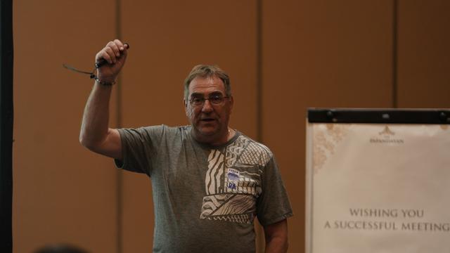 Pelatih Persib Bandung, Robert Alberts