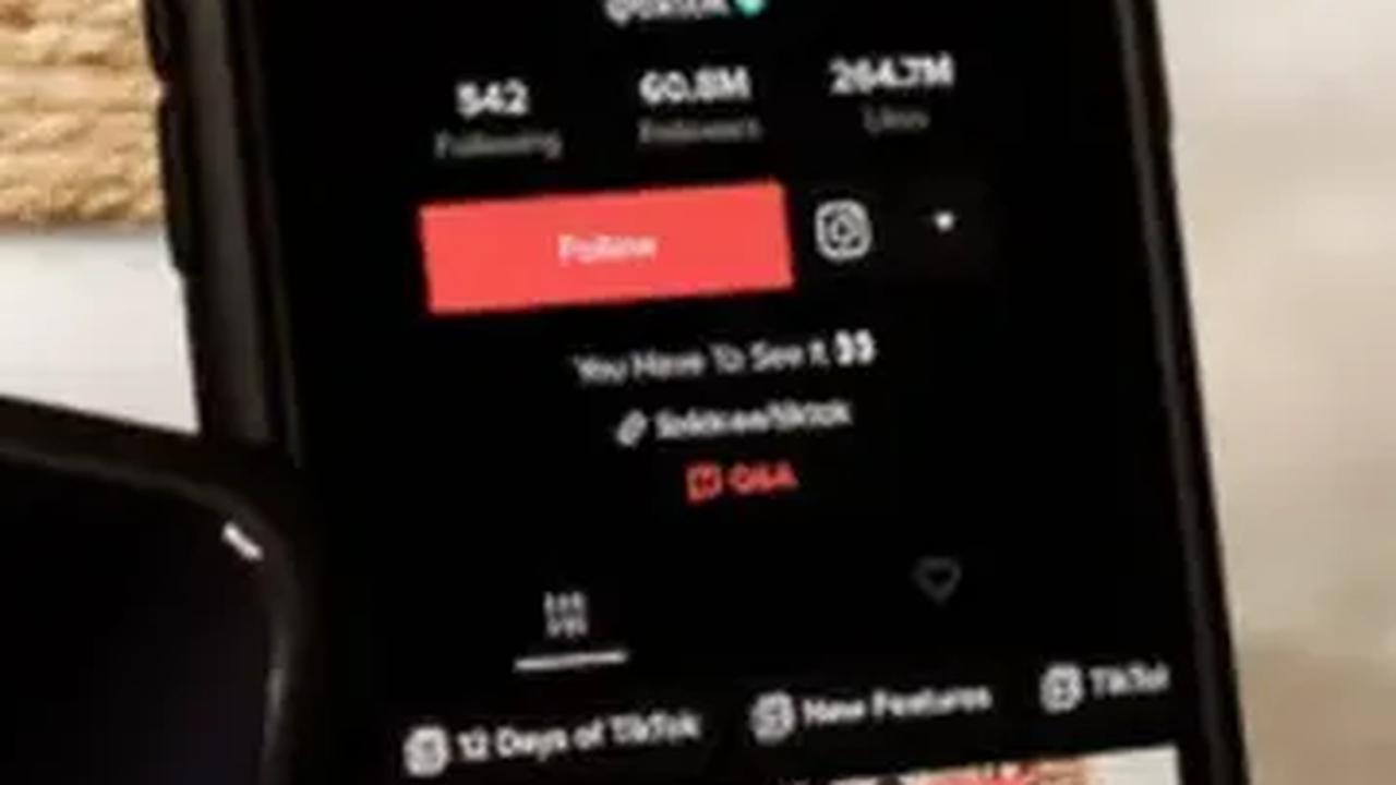 Banyak Produk China di TikTok Shop, Menkop Teten: Jangan Bohongi Saya
