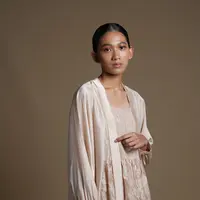 Long Dress Brokat Kombinasi Outer Satin Lengan Balon (Reve)