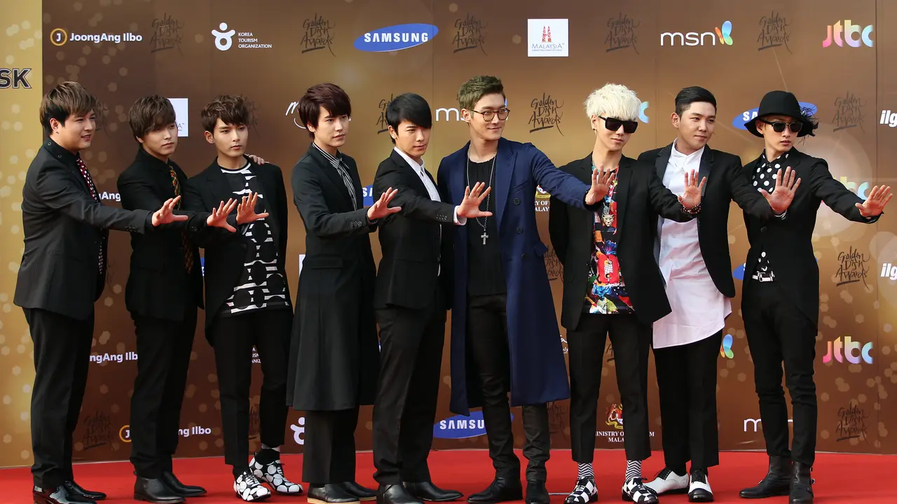 [Bintang] Super Junior Mengungkapkan Rasa Cintanya Pada ELF