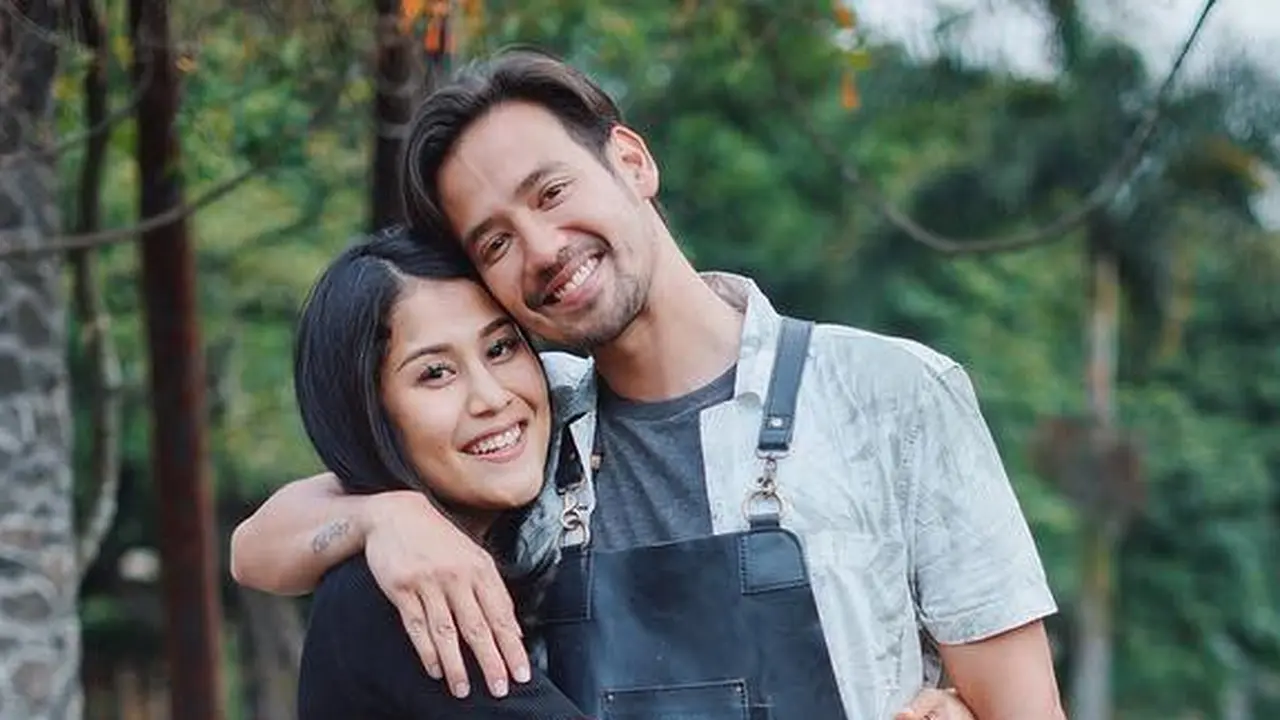 [Fimela] Tarra Budiman dan Gya Sadiqah