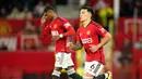 Melakoni laga tunda melawan Newcastle United di stadion Old Trafford, Manchester United berhasil unggul 3-2. (AP Photo/Dave Thompson)