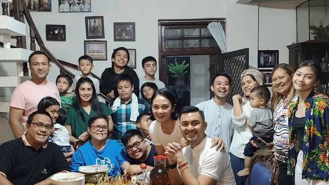 Rumah Anjasmara dan Dian Nitami
