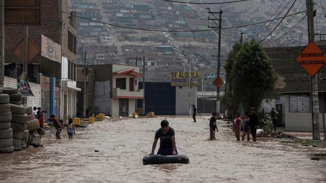Sungai Huaycoloro Meluap, Peru Dilanda Banjir