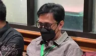 Andre Taulany menghadiri sidang perceraian. (M Altaf Jauhar/ LIputan6.com)