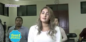 Tania Nadira dan Tommy Kurniawan sudah resmi bercerai. 