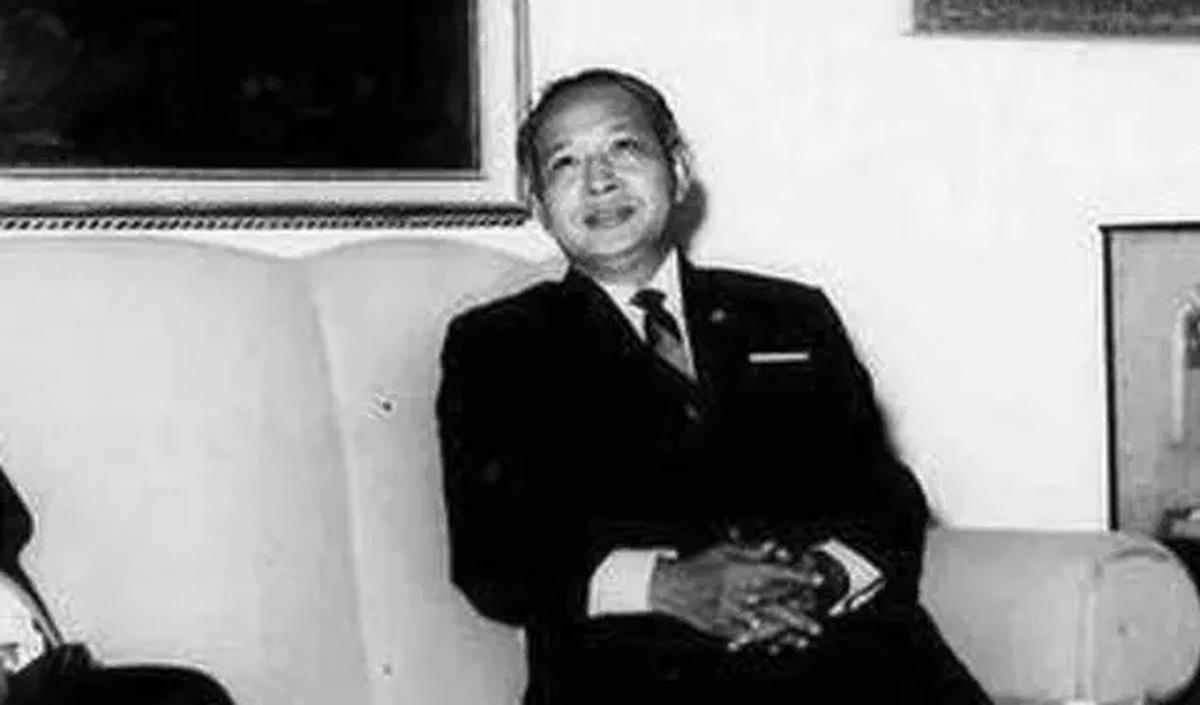 Pada tahun 1997, Soeharto berkunjung ke Mesir. Try yang berada di tanah air tiba-tiba mengeluarkan penyataan mengejutkan.&nbsp;