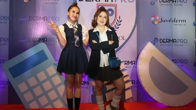 Ayu Ting Ting saat acara ulang tahun ke-15 Dermapro di FX Sudirman Jakarta Selatan, Sabtu (15/7/2023)