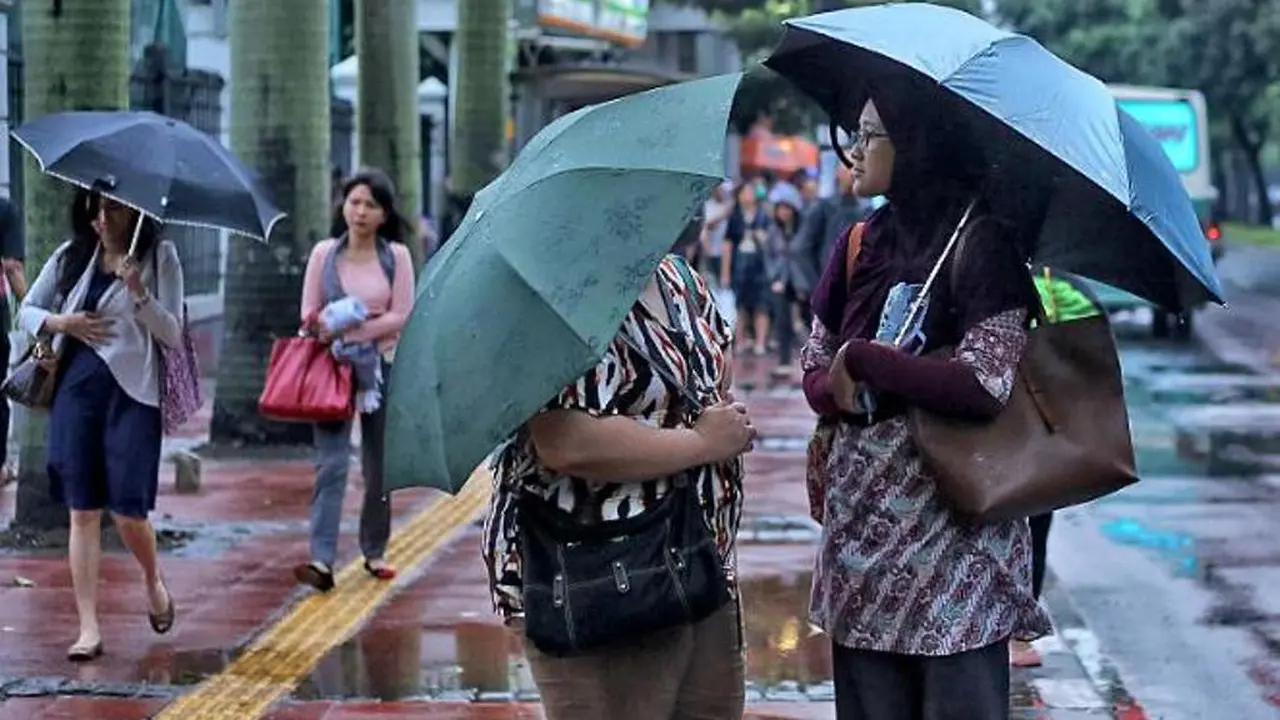 7 Benda Wajib Punya Kalau Ingin Tinggal Lebih Lama di Jakarta