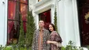 Dalam momen spesial tersebut, Nagita tampil memukau dengan gaya elegannya yang menggabungkan unsur tradisional dan modern. [@raffinagita1717].