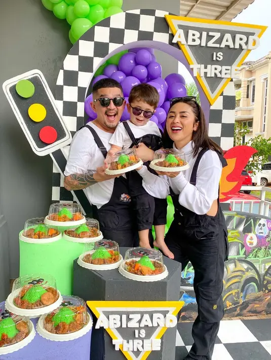 Ultah anak Selvy Kitty (Instagram/selvikitty)