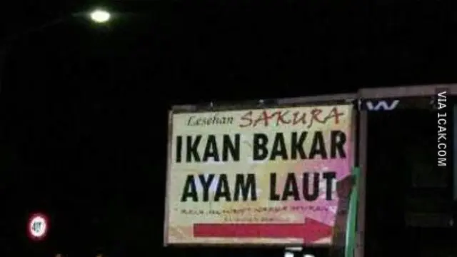 6 Tulisan Typo di Spanduk Jualan Ini Bikin Mikir Dua Kali