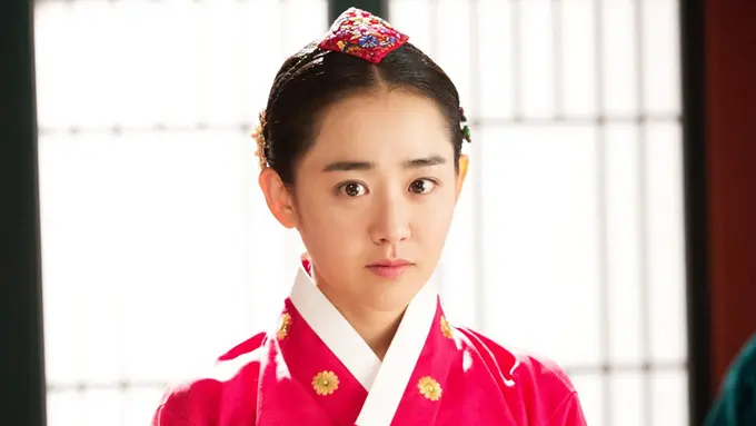 Moon Geun Young