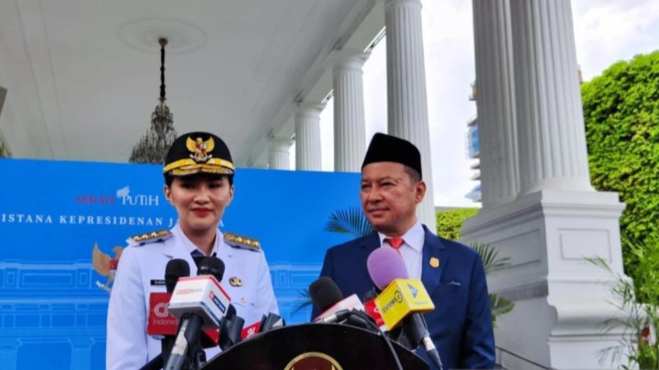 VIDEO: Momen Prabowo Kaget Lihat Gubenur Cantik Sherly "Kirain Bintang Film"
