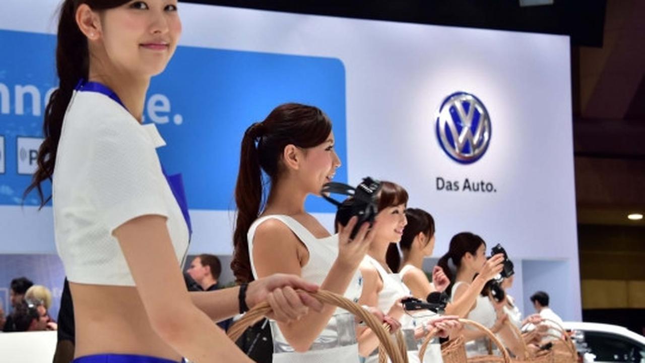 Pesona model-model seksi Jepang hiasi Tokyo Auto Show
