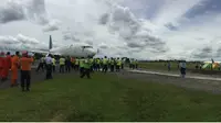 Posisi pesawat Garuda ketika tergelincir di Bandara Adisutjipto. (Liputan6.com/Dok. Angkasa Pura I)