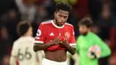 Fred - Gelandang kesayangan Ole Gunnar Solskjaer di Manchester United ini belum mampu memberikan performa terbaik di atas lapangan. Pemain asal Brasil tersebut sering melakukan blunder dan gagal menjadi pemutus serangan-serangan yang dilancarkan pemain lawan. (AFP/Oli Scarff)