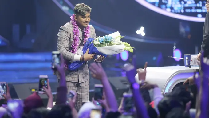 [Bintang] Abdul Idol